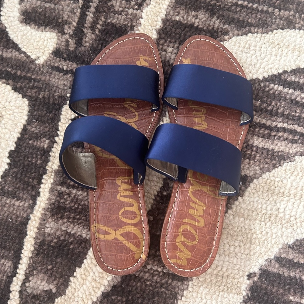 Sam Edelman woman size 8 royal blue sandals with a short heel